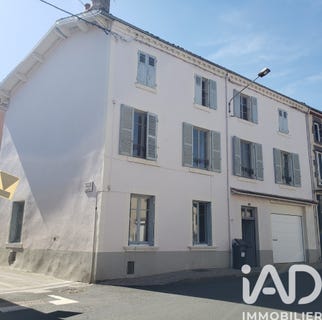 /international/fr/issoire-auvergne-310107741189/