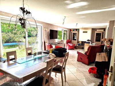 /international/fr/graulhet-midi-pyrenees-310105924565/