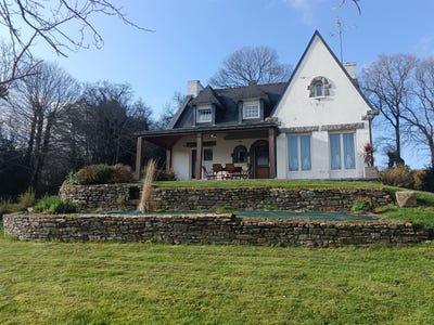 /international/fr/pontivy-brittany-310105433189/