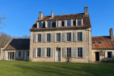 /international/fr/saint-verain-burgundy-310108943247/