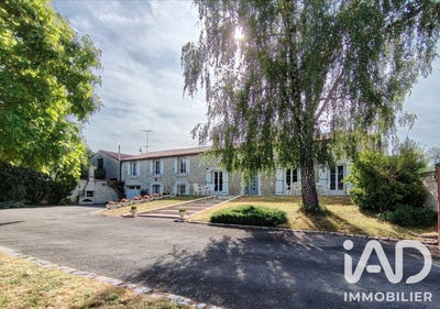 /international/fr/jarnac-charente-310109220741/?lang=zh-cn