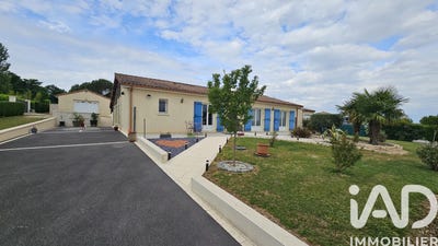 /international/fr/taize-aizie-charente-310105894308/