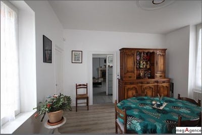 /international/fr/mayet-pays-de-la-loire-120098368293/