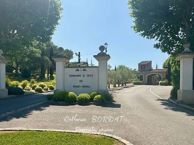 /international/fr/mallemort-provence-alpes-cote-d-azur-310101034939/