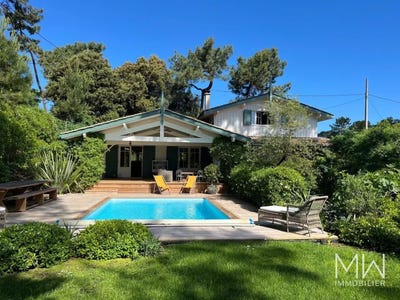/international/fr/lege-cap-ferret-aquitaine-310100659490/