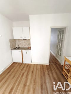 /international/fr/clermont-ferrand-auvergne-310106397797/