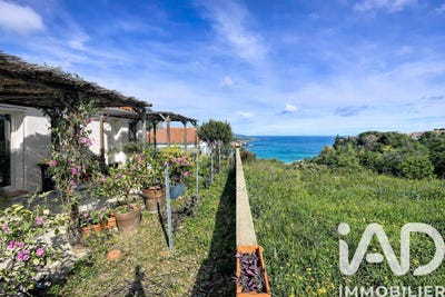 /international/fr/banyuls-sur-mer-languedoc-roussillon-310106106957/
