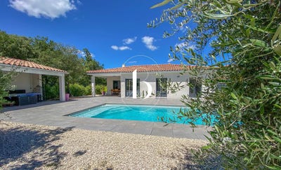 /international/fr/goudargues-languedoc-roussillon-310108994405/?lang=th