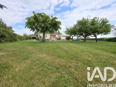 /international/fr/lavergne-auvergne-310107765764/
