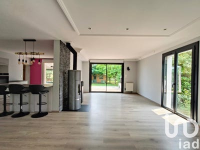 /international/fr/saint-hilaire-de-loulay-pays-de-la-loire-310100006175/