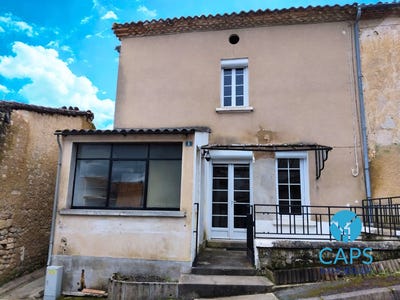 /international/fr/coteaux-du-blanzacais-charente-310106109078/