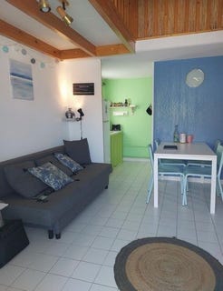 /international/fr/gruissan-languedoc-roussillon-310108247799/