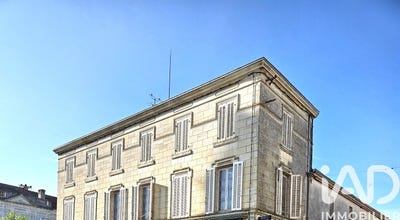 /international/fr/mirambeau-charente-310108181944/