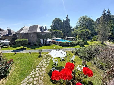 /international/fr/haut-de-bosdarros-aquitaine-310108969291/