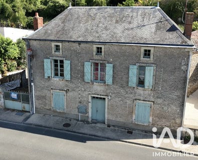 /international/fr/charroux-limousin-310109076451/?lang=de