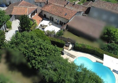 /international/fr/nanteuil-en-vallee-charente-310108418641/