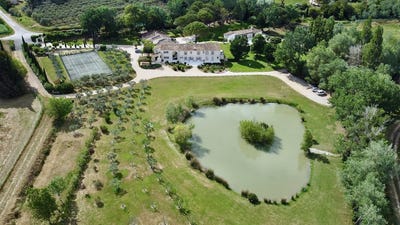 /international/fr/arles-hh-15182333-arles-provence-alpes-cote-d-azur-310100953564/?lang=fr