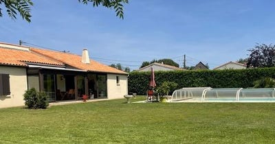 /international/fr/vouille-charente-310106997093/