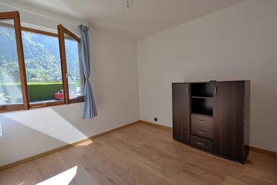 /international/fr/cluses-rhone-310107375407/