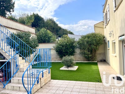 /international/fr/esnandes-charente-310100988971/