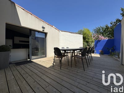 /international/fr/nieul-sur-mer-charente-310100231211/