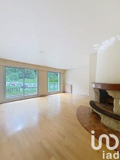 /international/fr/bougival-ile-de-france-310101033840/