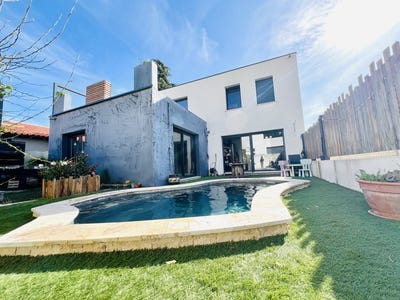 /international/fr/gignac-languedoc-roussillon-310107794204/