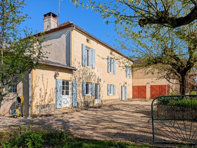 /international/fr/monsempron-libos-aquitaine-310106592357/