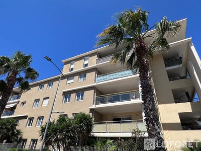 /international/fr/saint-raphael-provence-alpes-cote-d-azur-310108466265/