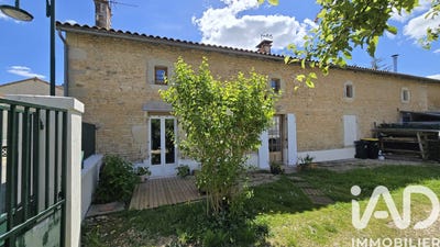 /international/fr/chaunay-charente-310105740806/