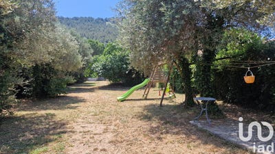 /international/fr/la-penne-sur-huveaune-provence-alpes-cote-d-azur-310100435019/