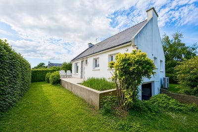 /international/fr/moelan-sur-mer-brittany-310108087800/