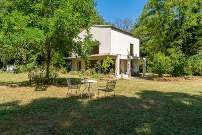 /international/fr/meyrargues-provence-alpes-cote-d-azur-310101135322/?lang=en