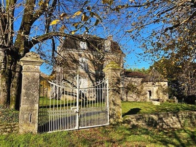 /international/fr/sorges-et-ligueux-en-perigord-aquitaine-310100459803/