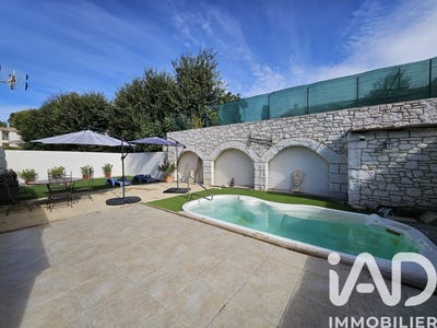 /international/fr/alignan-du-vent-languedoc-roussillon-310107899611/