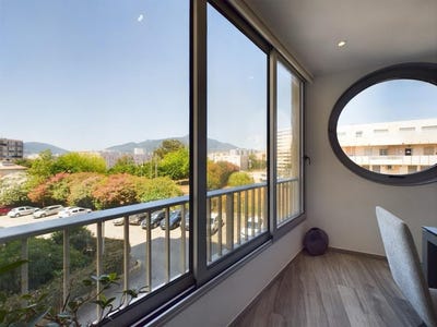 /international/fr/ajaccio-corsica-310100179364/