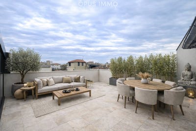/international/fr/nimes-languedoc-roussillon-310108633836/