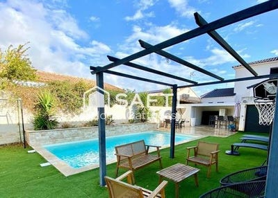 /international/fr/frontignan-languedoc-roussillon-310108565797/?lang=it