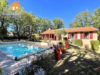 /international/fr/villefranche-de-rouergue-midi-pyrenees-310107599501/