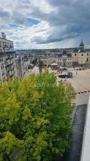 /international/fr/le-mans-pays-de-la-loire-120093501766/
