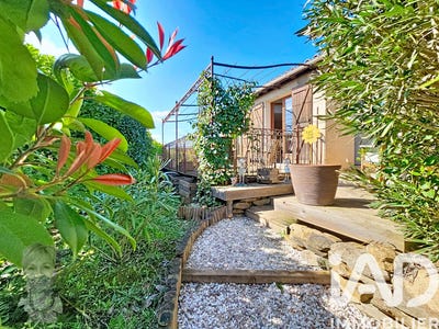 /international/fr/pennautier-languedoc-roussillon-310106428131/
