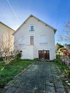 /international/fr/bourges-centre-val-de-loire-310106358964/