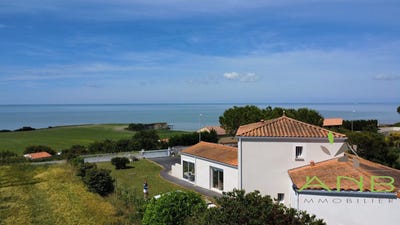 /international/fr/barzan-charente-310107498527/