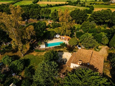 /international/fr/vias-languedoc-roussillon-310107972450/