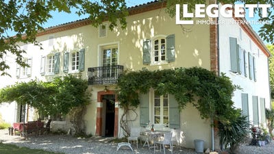 /international/fr/artigat-midi-pyrenees-310094950858/