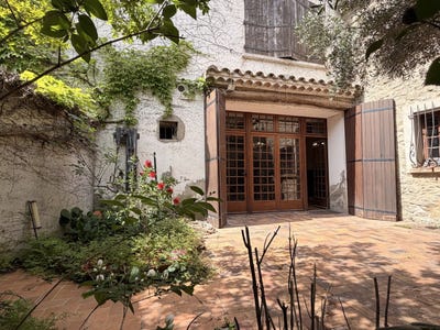 /international/fr/olonzac-languedoc-roussillon-310108555588/
