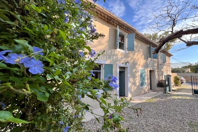 /international/fr/maussane-les-alpilles-provence-alpes-cote-d-azur-310101496532/