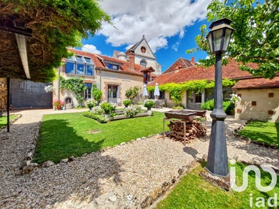/international/fr/neuvy-sautour-burgundy-310100856594/?lang=zh-cn