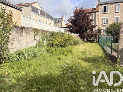/international/fr/tours-centre-val-de-loire-310108245510/