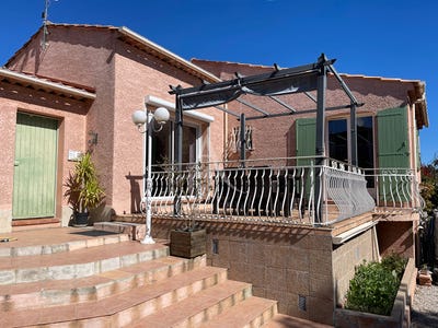 /international/fr/ginasservis-provence-alpes-cote-d-azur-310108213733/